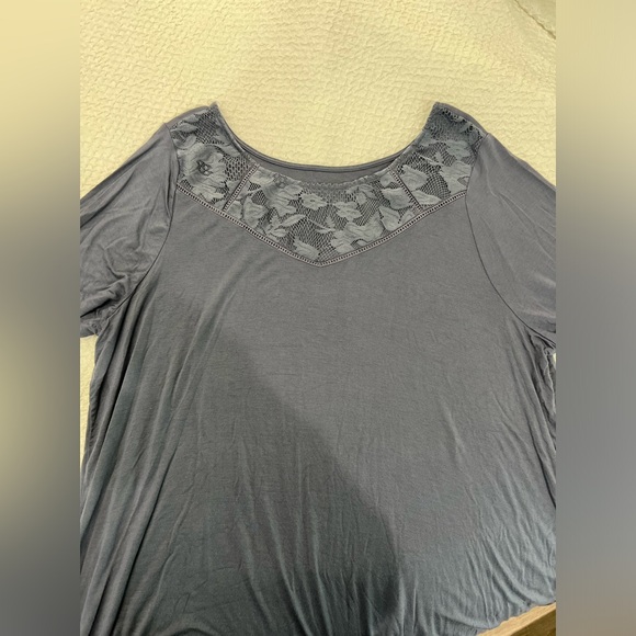 LANE BRYANT women’s Gray Floral Crochet collar Size 14/16 Casual Wear - Picture 4 of 8